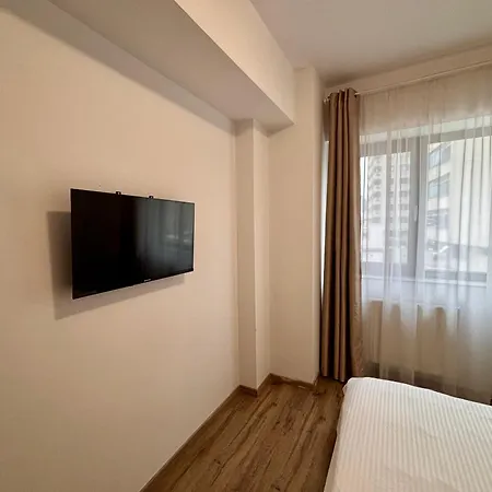 Bellagio - Cozy Apartment With Free Parking & Gym-3